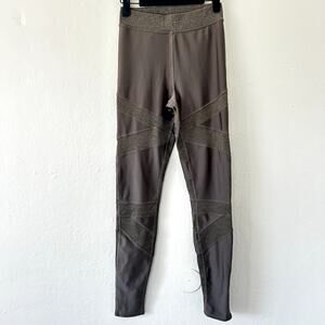 ALO Criss Cross leggings